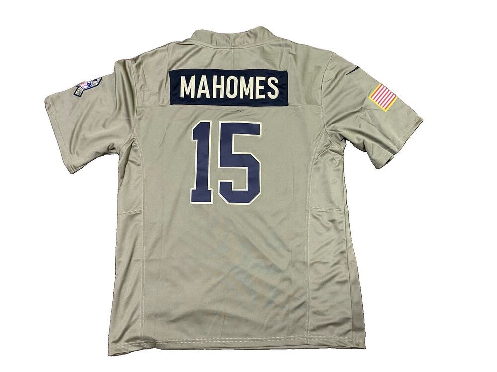 Kansas City Chiefs | Men’s Large #15 Patrick Mahomes “Salute to Service” Jersey